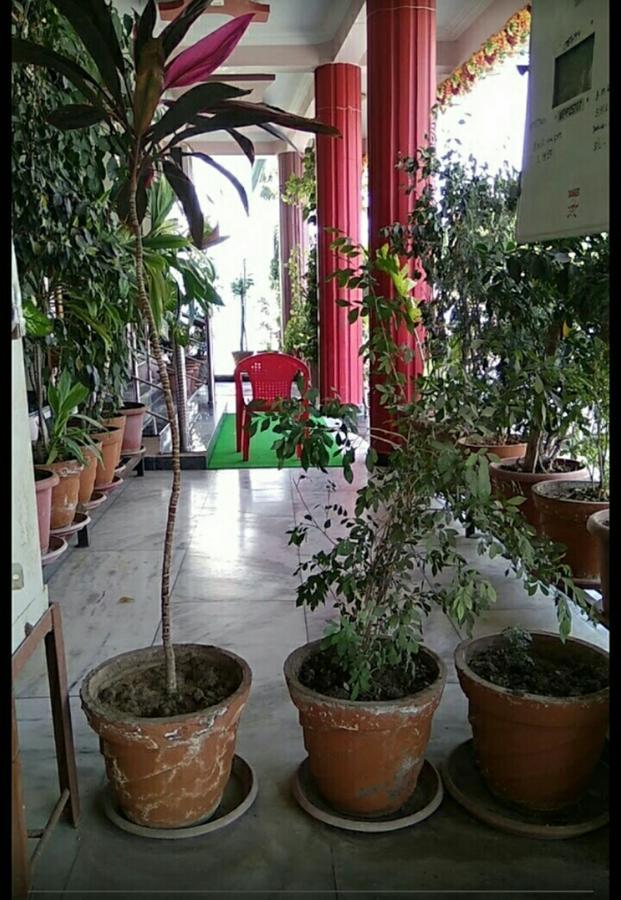 ホテルGanga Palace ウッジャイン エクステリア 写真